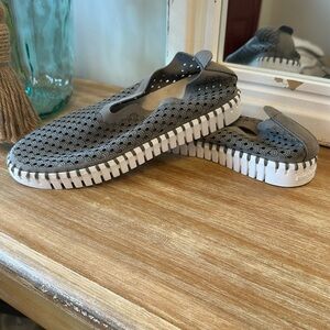 Ilse Jacobsen slip on sneaker